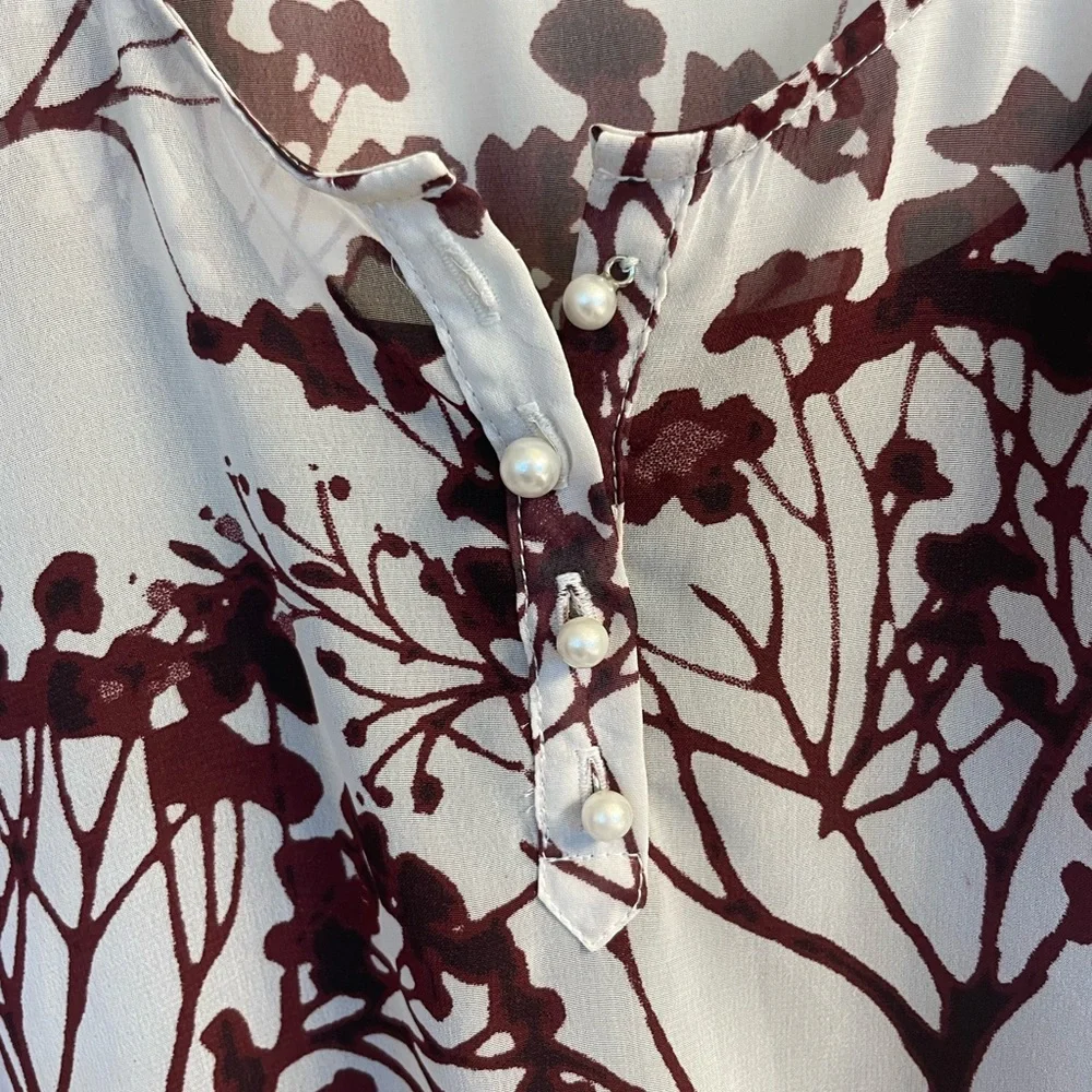 Sheer Blouse Cami Included - Picture 4 of 4